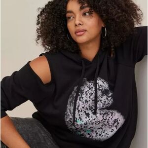🆕 Torrid Black Cold Shoulder Hoodie 6X